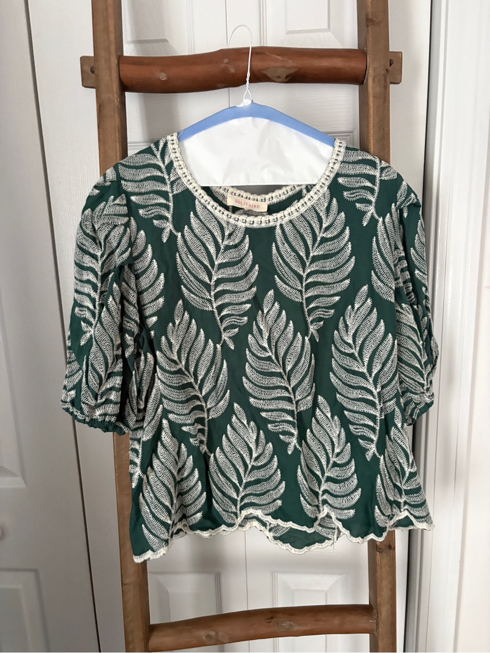 Solitaire Green Top with Ivory Leaf Embroidery